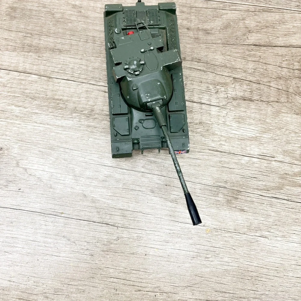Corgi Toys Chieftain Medium Tank‎ Military Green